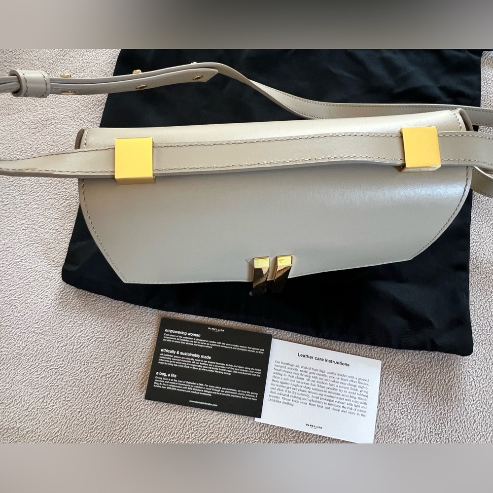 DeMellier Vancouver Leather Shoulder Bag - Picture 4 of 9